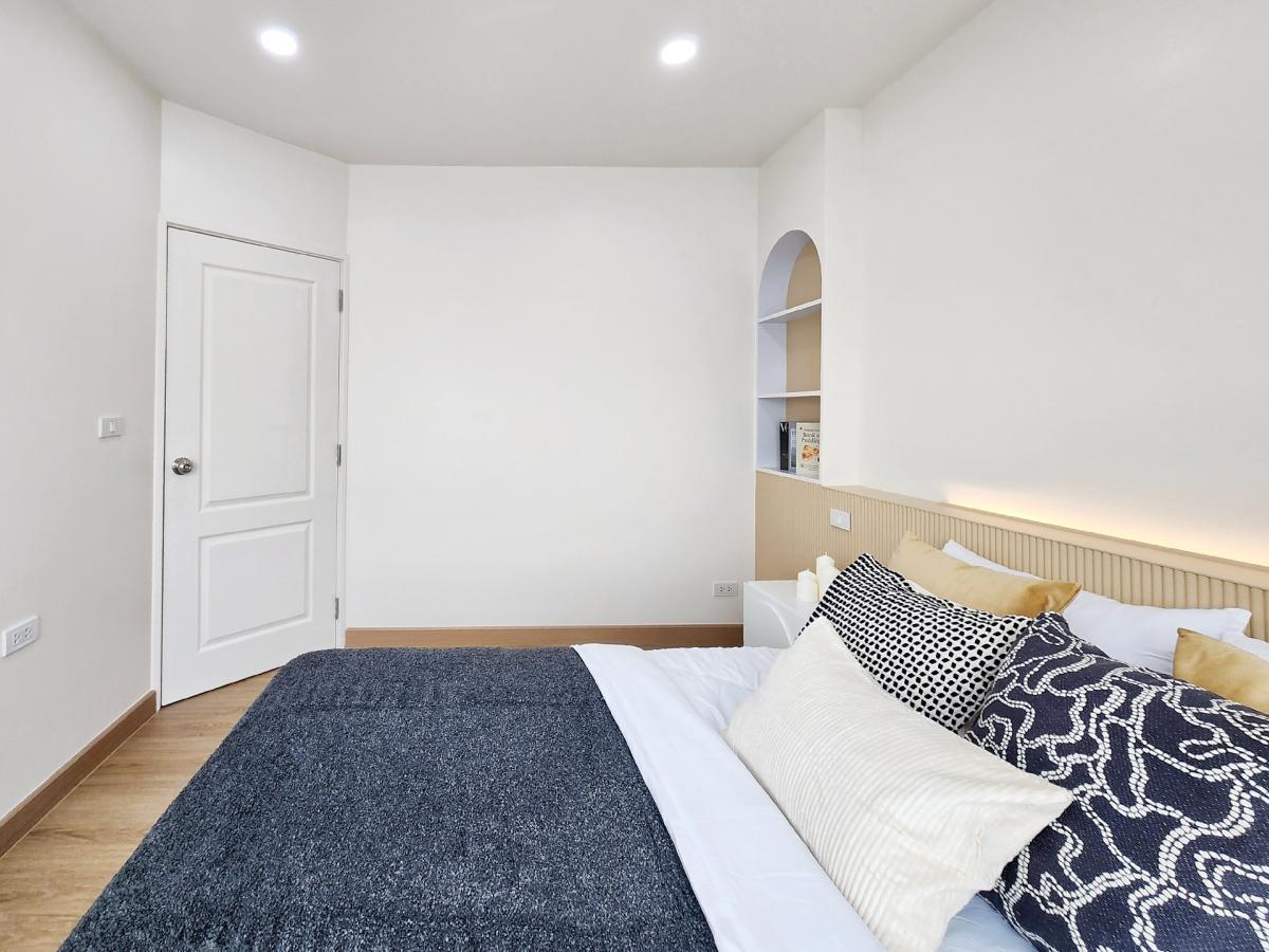 For SaleCondoRatchadapisek, Huaikwang, Suttisan : Condo near me, Ratchada zone, beautiful room, clear view, near a big elephant, in the heart of Ratchada, dont miss it!!! Installment starts at only 8,xxx baht/month, salary 20,000 baht, can easily get a loan.