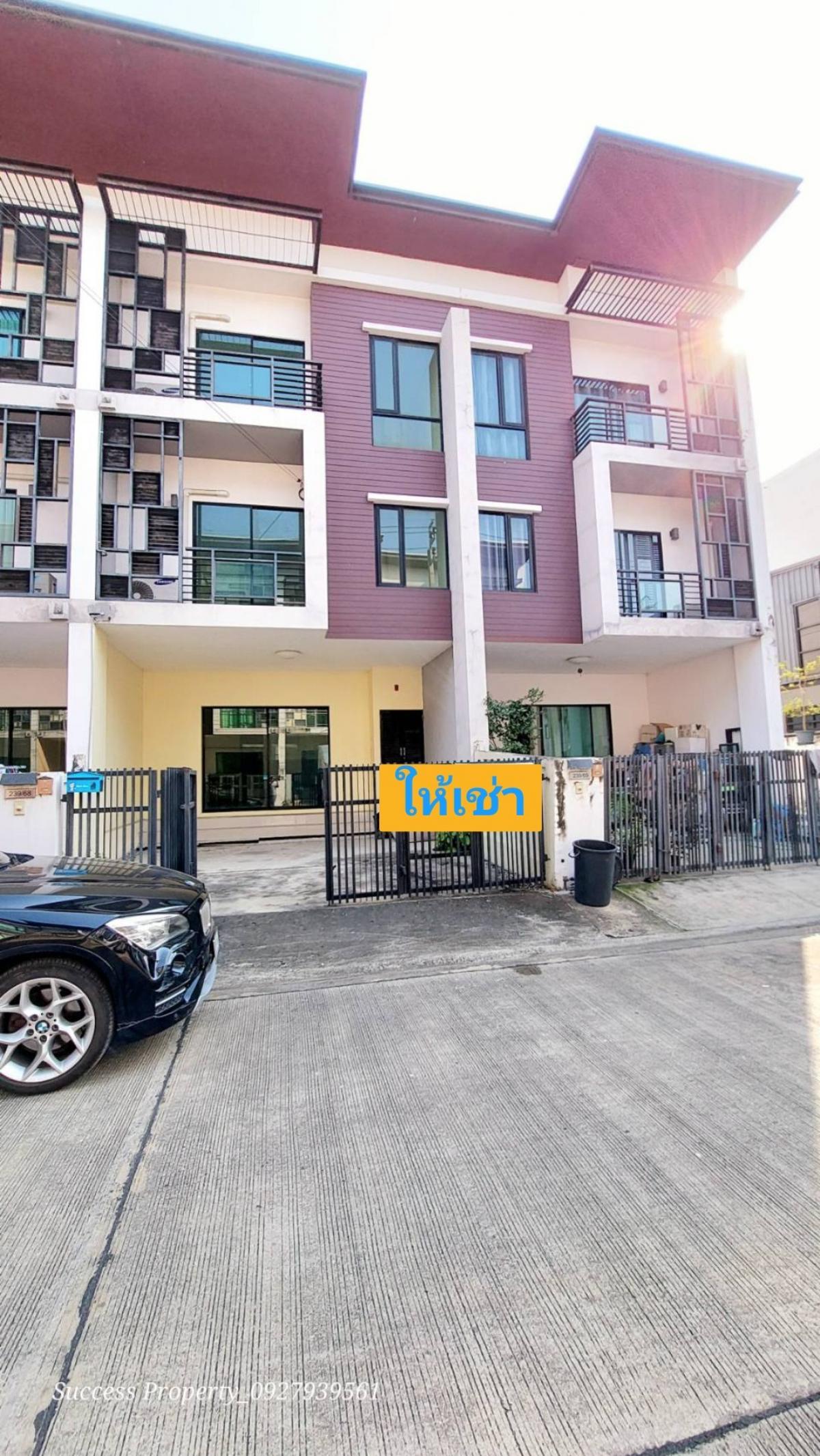 For RentTownhomeBangna, Bearing, Lasalle : *For rent* Townhome iField Bangna, near Mega Bangna, 3 bedrooms, 3 bathrooms, rent 29,000 baht/month