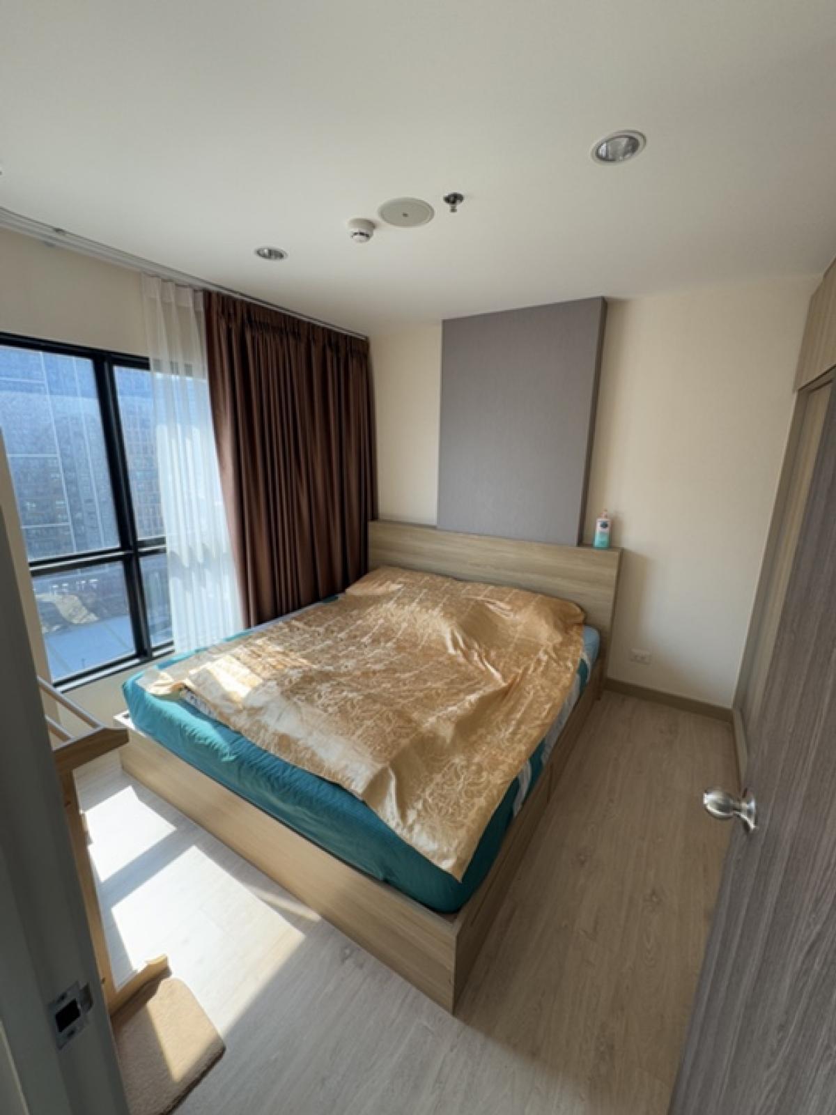For SaleCondoPinklao, Charansanitwong : Condo for sale, Thana Astoria Pinklao, near MRT Bang Yi Khan, only 170 m. Built in, ready to move in