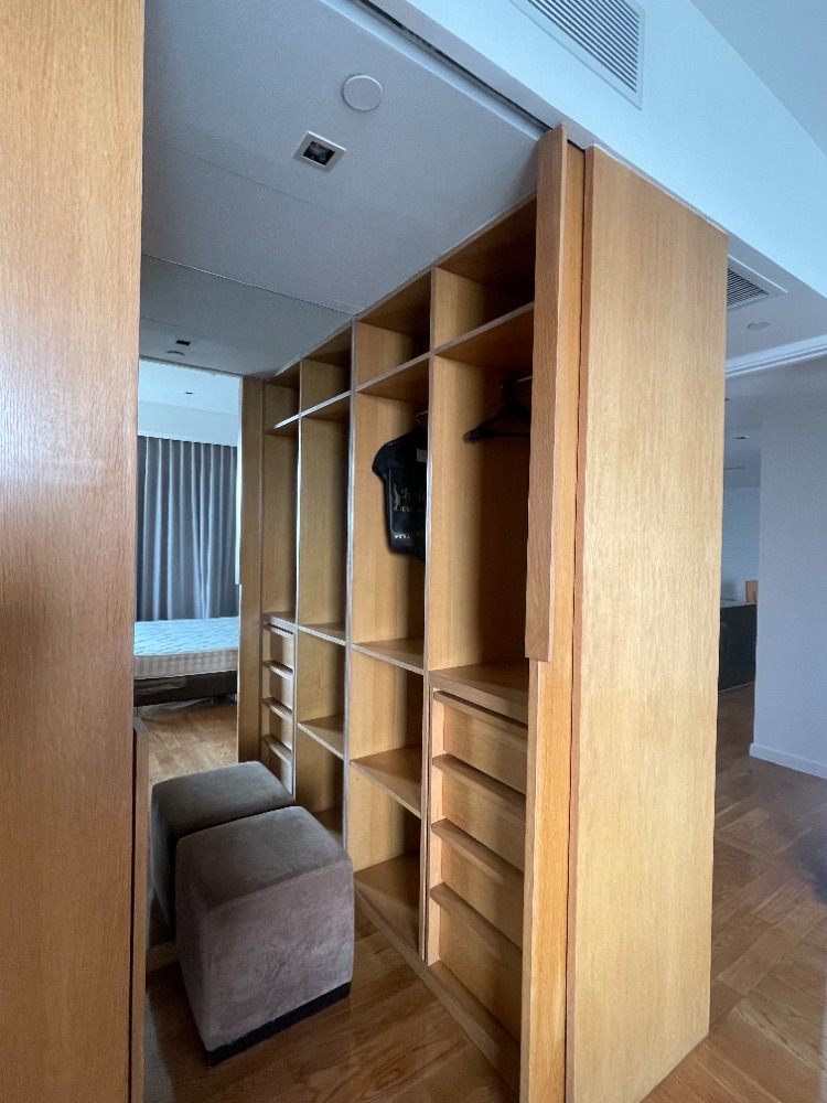 ขายคอนโดพระราม 3 สาธุประดิษฐ์ : The Pano Rama 3 / วิวแม่น้ำ สภาพดี / 2 นอน 107 ตร.ม. โทร 0937890899