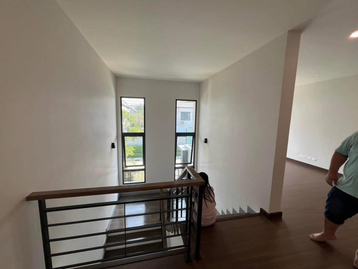 ให้เช่าโฮมออฟฟิศนวมินทร์ รามอินทรา : ปล่อยเช่า Modern Home Office ในโครงการ เดอะซิตี้ รามอินทรา - วงแหวน, ซอยไทยรามัญ ทำเล พระยาสุเรนทร์ คลองสามวา บ้านสวยคุณภาพ จดทะเบียนบริษัทได้