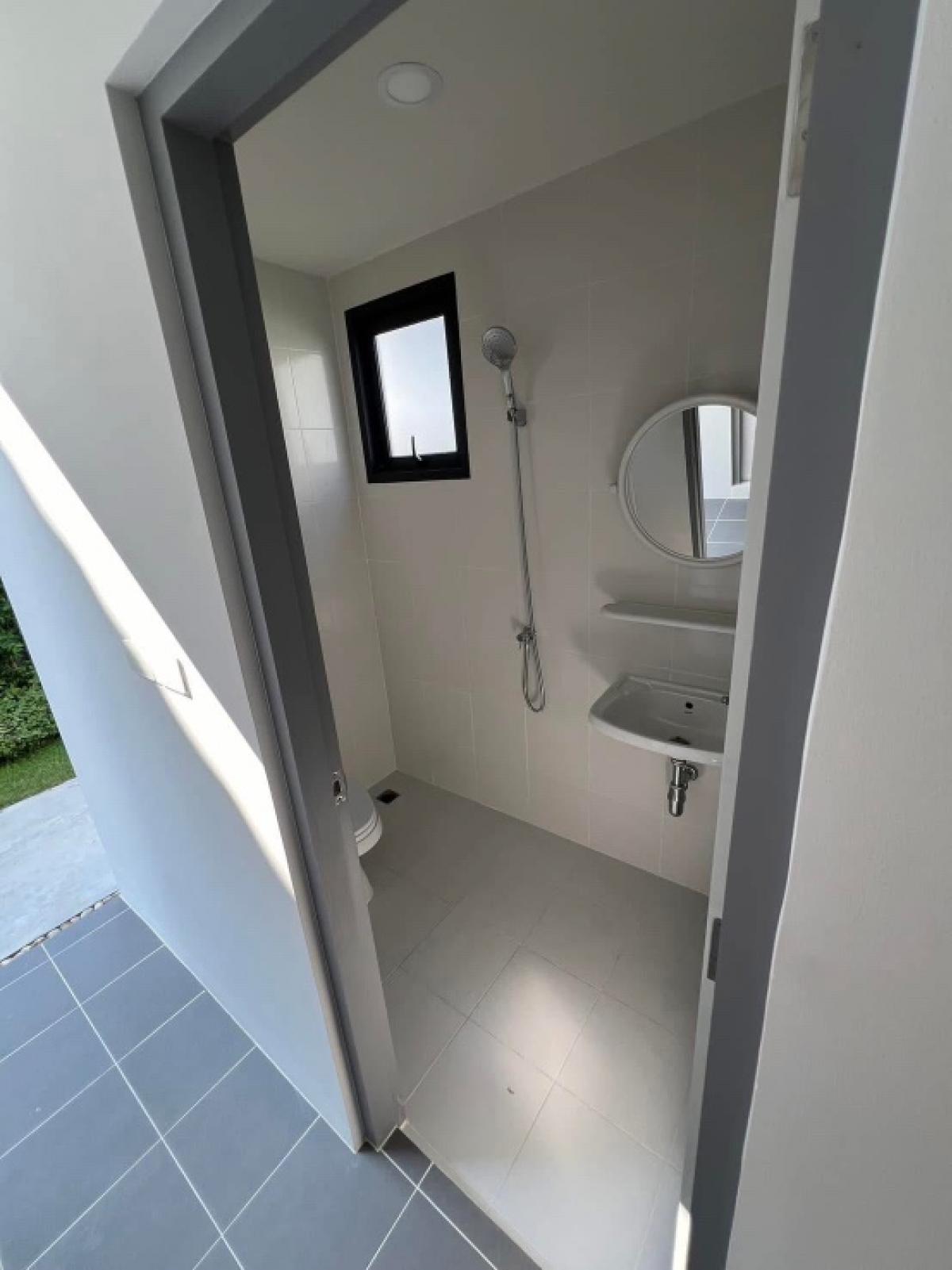 ให้เช่าโฮมออฟฟิศนวมินทร์ รามอินทรา : ปล่อยเช่า Modern Home Office ในโครงการ เดอะซิตี้ รามอินทรา - วงแหวน, ซอยไทยรามัญ ทำเล พระยาสุเรนทร์ คลองสามวา บ้านสวยคุณภาพ จดทะเบียนบริษัทได้