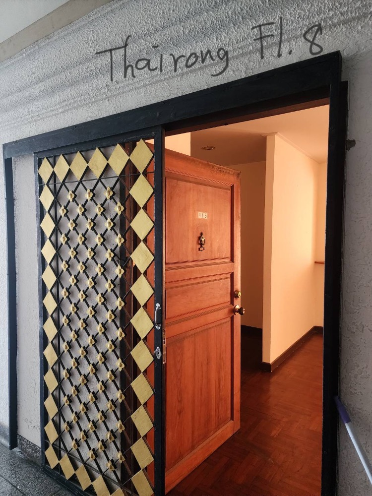 For RentCondoPattanakan, Srinakarin : Big room for rent, not expensive, Thai Rong Tower Condo, 2-3 bedrooms, 3 bathrooms