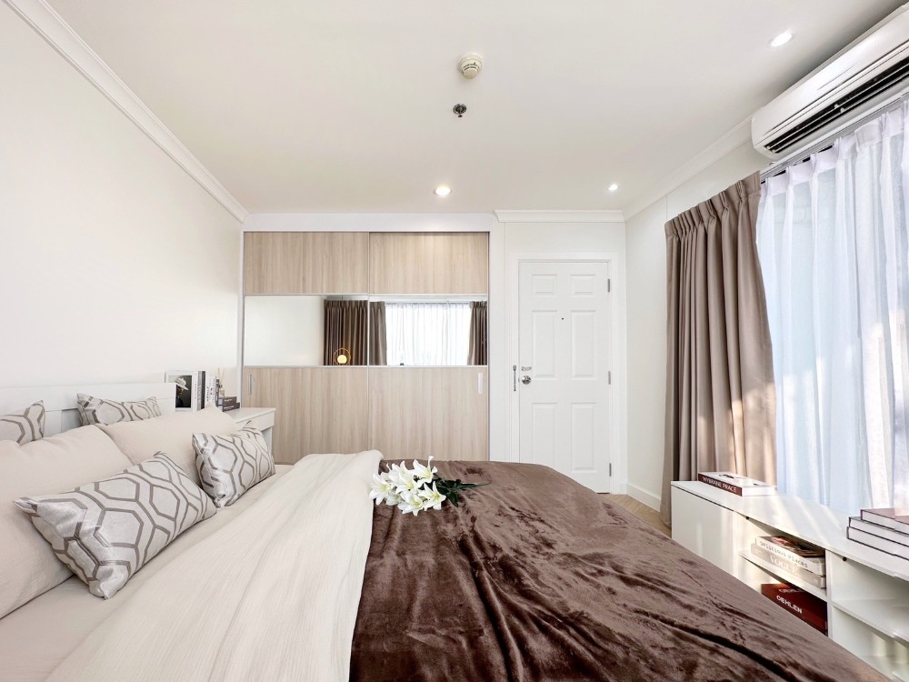 ขายคอนโดปิ่นเกล้า จรัญสนิทวงศ์ : ขาย !!คอนโด ลุมพินี สวีท พระราม 8 (Lumpini suite Rama 8) เฟอร์นิเจอร์ครบพร้อมอยู่ ทำเลทอง ใกล้รถไฟฟ้าสายสีน้ำเงิน สถานีบางยี่ขัน” ขนาด 63.16 ตร.ม.