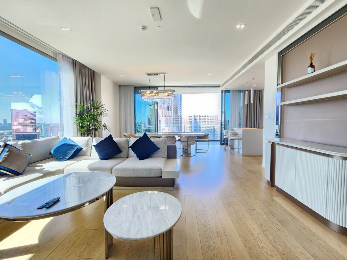 ให้เช่าคอนโดสุขุมวิท อโศก ทองหล่อ : Stunning 3-bedroom penthouse at The Strand Thonglor for rent! 🏙️ 🌟 #PenthouseForRent #ThonglorLiving #LuxuryLiving