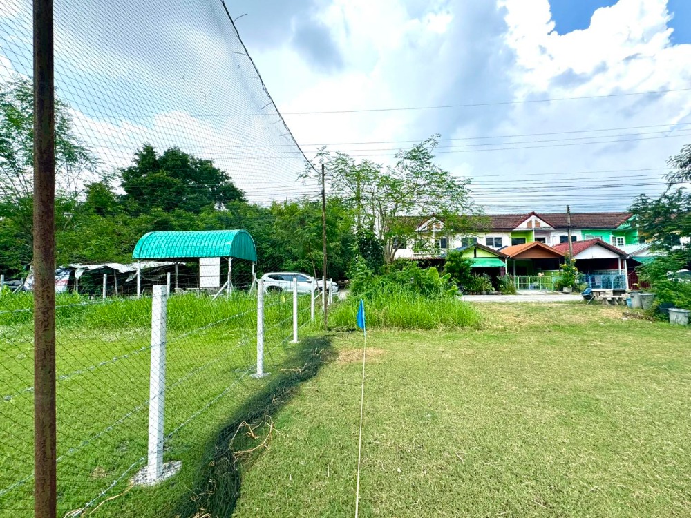 ขายที่ดินปทุมธานี รังสิต ธรรมศาสตร์ : ขาย ที่ดินเปล่า 228 ตร.ว. หมู่บ้าน ฟีนิกซ์ ปาร์ค ซอยไอยรา 28  ปทุมธานี