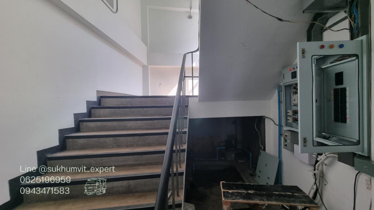 ให้เช่าอาคารพาณิชย์คลองเตย กล้วยน้ำไท : พระราม 4  ให้เช่าอาคารพาณิชย์ ใกล้ MRTเหมาะทำโชว์รูม ออฟฟิศ จอดรถได้ 10 คัน