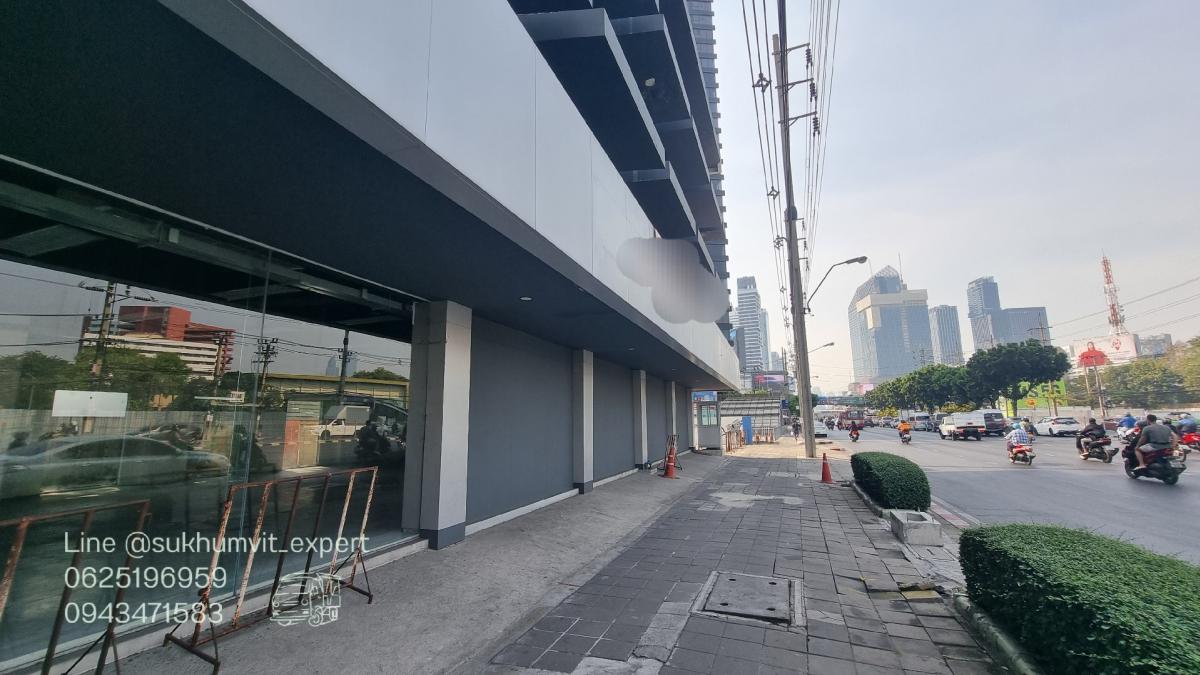 ให้เช่าอาคารพาณิชย์คลองเตย กล้วยน้ำไท : พระราม 4  ให้เช่าอาคารพาณิชย์ ใกล้ MRTเหมาะทำโชว์รูม ออฟฟิศ จอดรถได้ 10 คัน