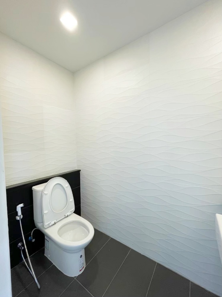 ให้เช่าทาวน์โฮมนวมินทร์ รามอินทรา : ให้เช่า The Harmony Ramintra 62 ทาวน์โฮม 4 ชั้น 48 ตรว. 3 นอน 4 น้ำ หลังมุม เหมาะทำโฮมออฟฟิต