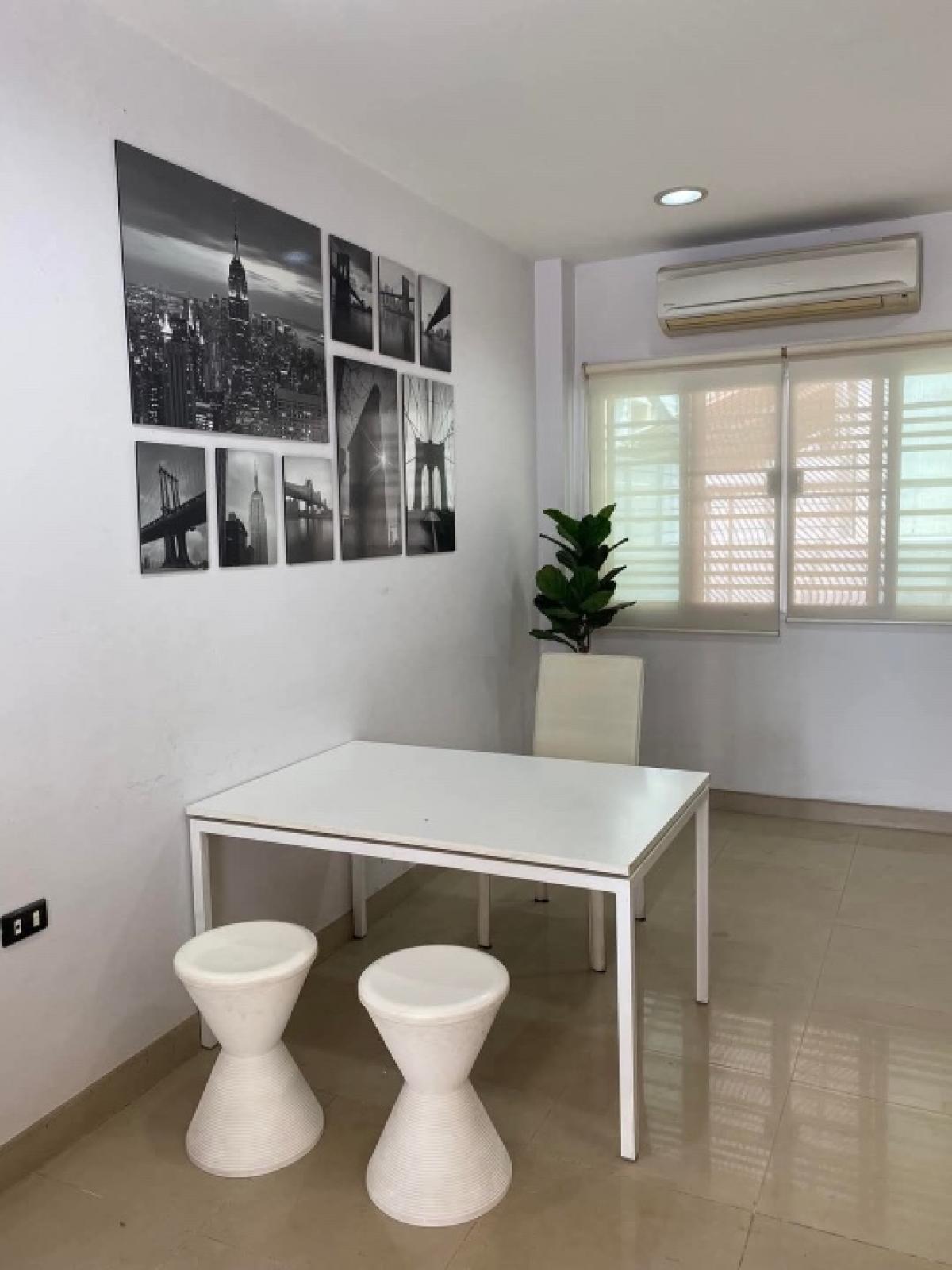 ขายทาวน์โฮมสมุทรปราการ สำโรง : 💥For Sale  ขายสวย หลังมุม บ้านกลางเมือง บริติช ทาวน์ ศรีนครินทร์ 200 M สถานีศรีลาซาล