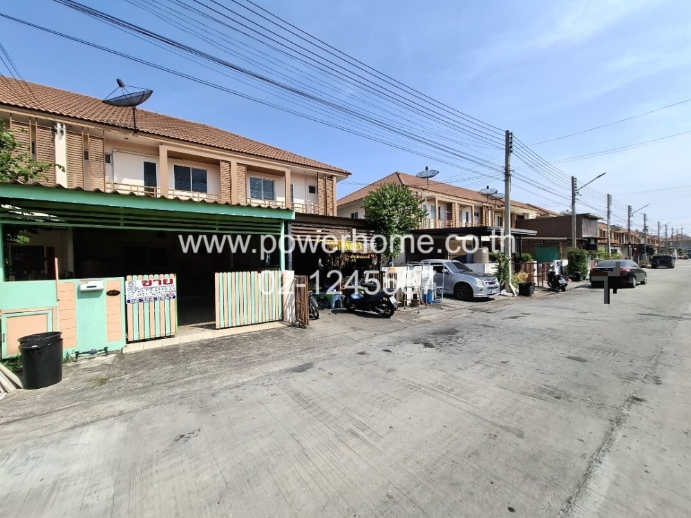 For SaleTownhomePathum Thani,Rangsit, Thammasat : 2-storey townhouse for sale, iLeaf Town Village, Lam Luk Ka Khlong 3