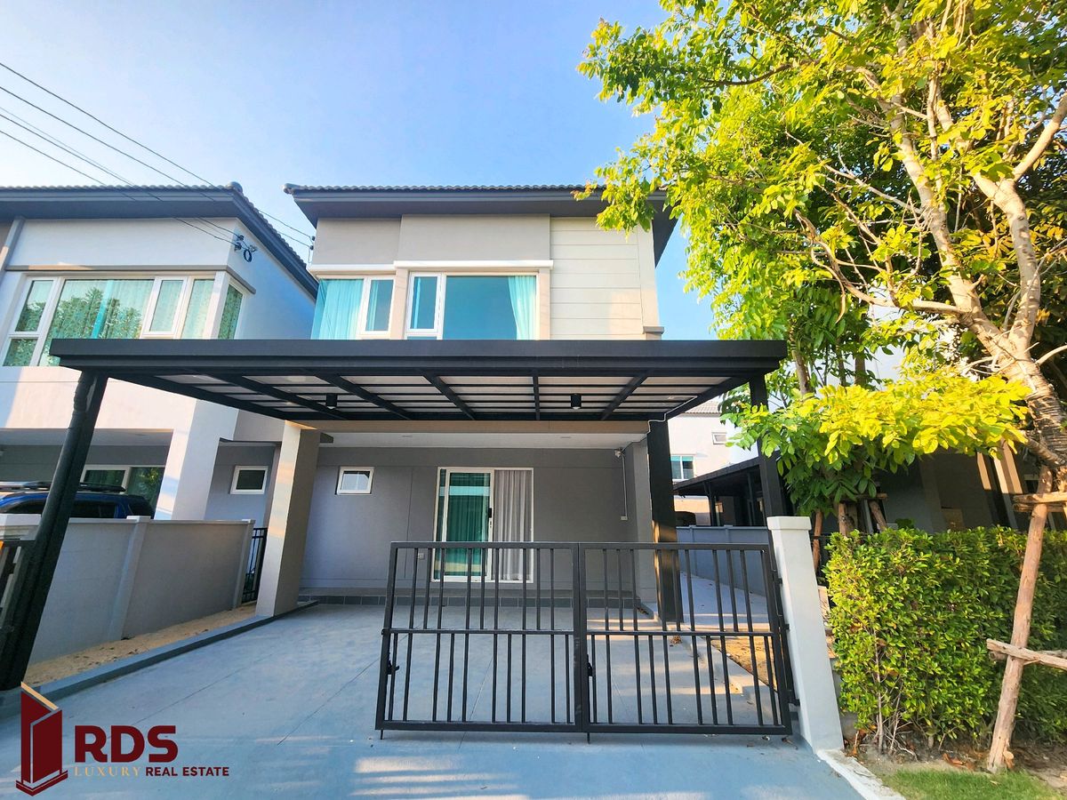 ให้เช่าบ้านสมุทรปราการ สำโรง : RL-025 ให้เช่าบ้านแฝด แกรนด์ พลีโน่ เมกา บางนา (Grande Pleno Mega Bangna)  ขนาด 36 ตร.ว. บ้านใหม่ทำเลดี