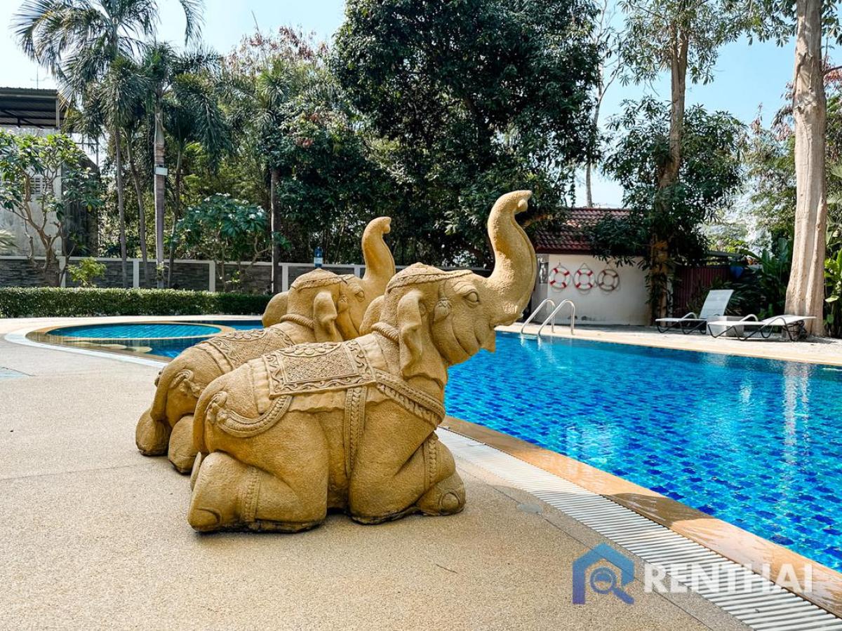 ขายคอนโดพัทยา บางแสน ชลบุรี สัตหีบ : สำหรับ ขาย คอนโด 2 ห้องนอน ที่ Ruamchok Condoview 2