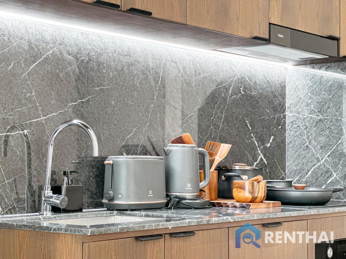 ขายคอนโดภูเก็ต : สำหรับ ขาย คอนโด 2 ห้องนอน ที่ Sunny Moon