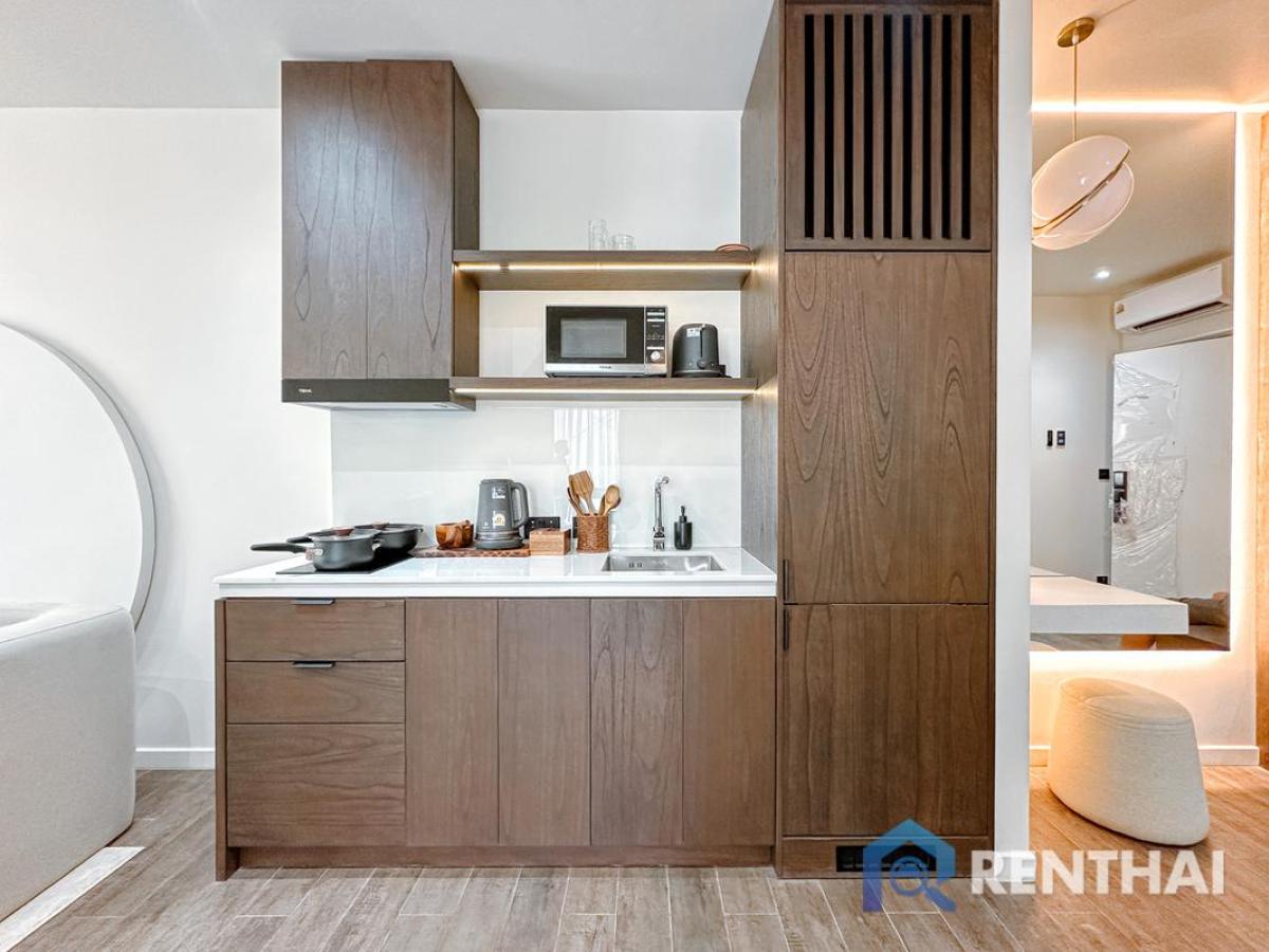 For SaleCondoPhuket : Sunny Moon Studio 1bed in Phuket: Fully Furnished + Pool, Gym & Parking