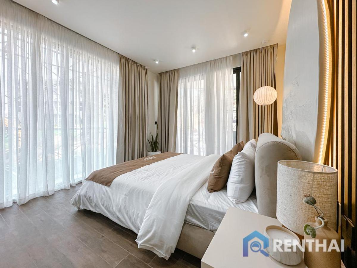 For SaleCondoPhuket : Sunny Moon Studio 1bed in Phuket: Fully Furnished + Pool, Gym & Parking