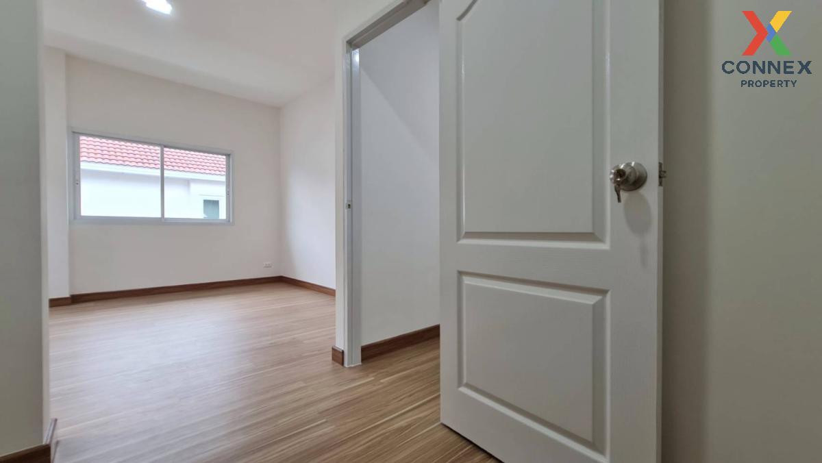 For SaleHouseNonthaburi, Bang Yai, Bangbuathong : For Sale House , Kunasiri Buathong 4 , newly renovated , Bang Khu Rat , Bang Bua Thong , Nonthaburi , CX-114628