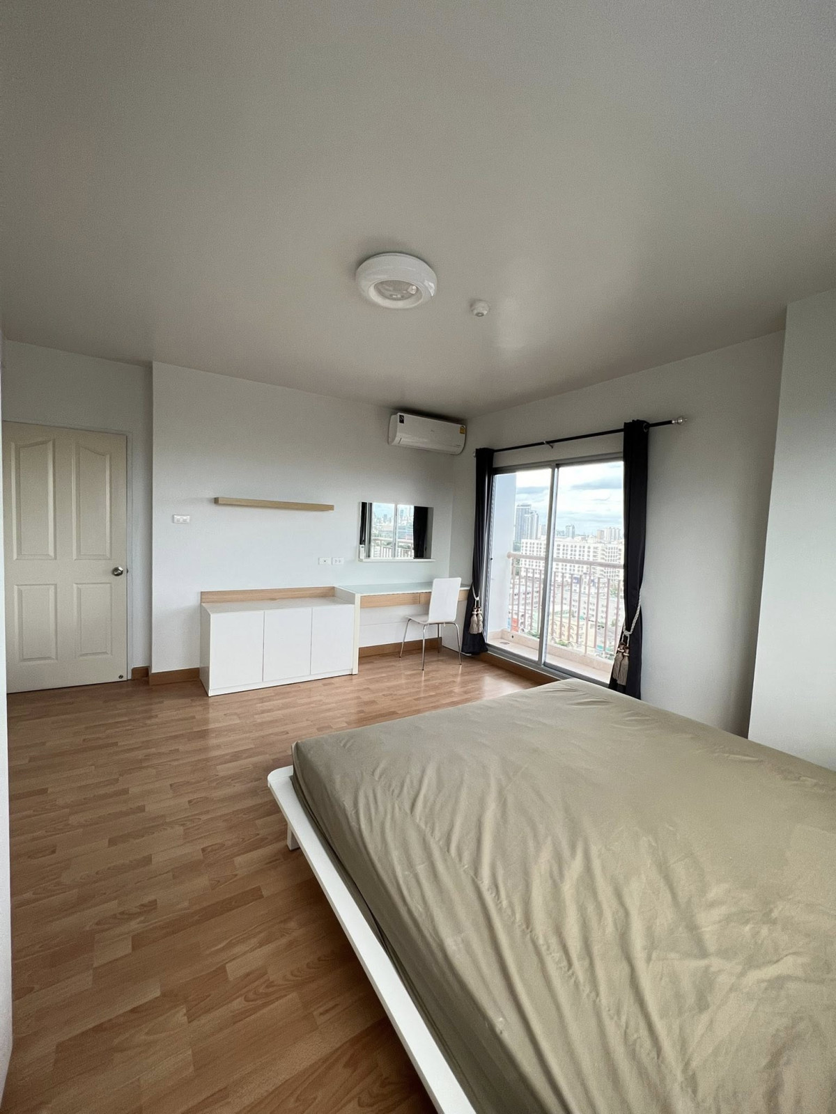 ขายคอนโดปิ่นเกล้า จรัญสนิทวงศ์ : ขายคอนโด ซิตี้โฮม รัชดา-ปิ่นเกล้า MRT-บางซื่อ บางอ้อ เขต บางพลัด กรุงเทพ CX-149395