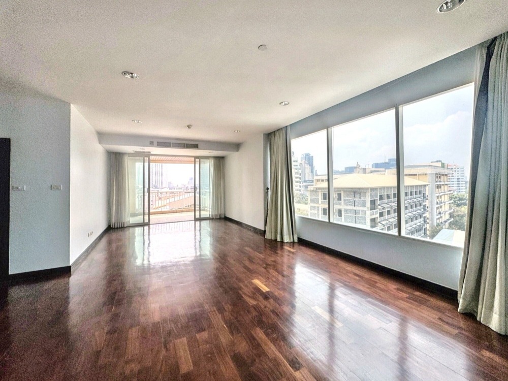 ขายคอนโดสุขุมวิท อโศก ทองหล่อ : 2 bedrooms 2 bathrooms 127b Sq.M. at Wilshire Condominium