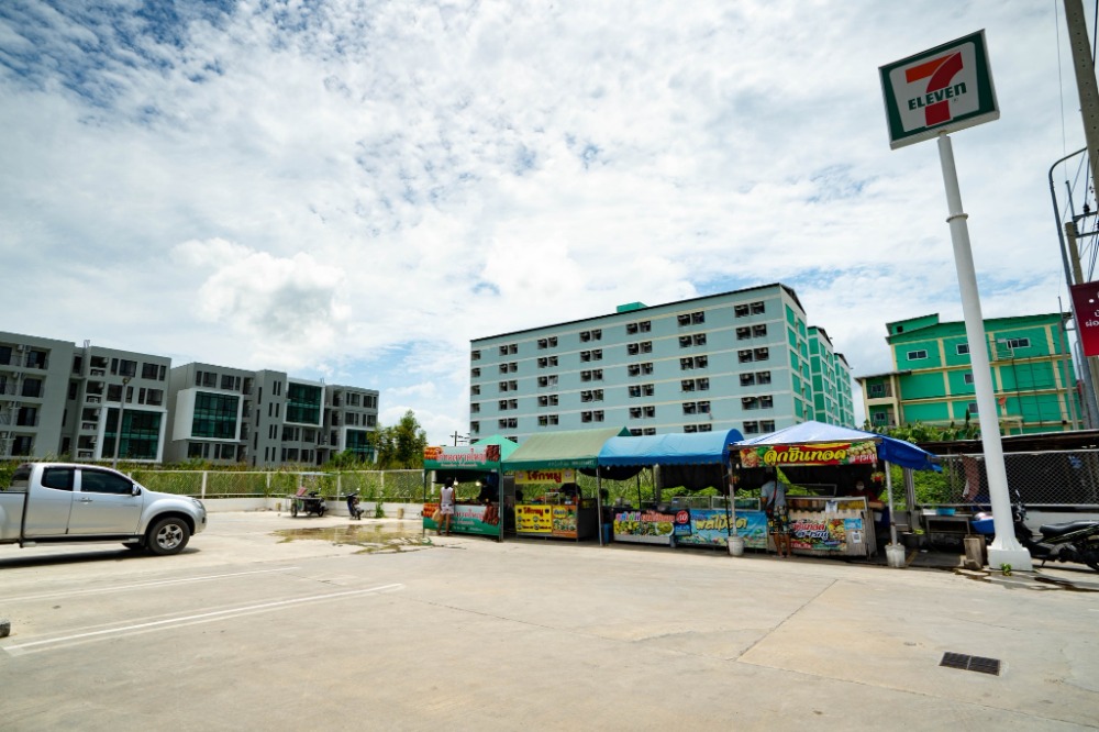 For SaleCondoSamut Prakan,Samrong : Condo for urgent sale, Abaconi Living ABAC Bangna, below appraisal price, suitable for investment, yield 7-8%, good location near the entrance to ABAC.