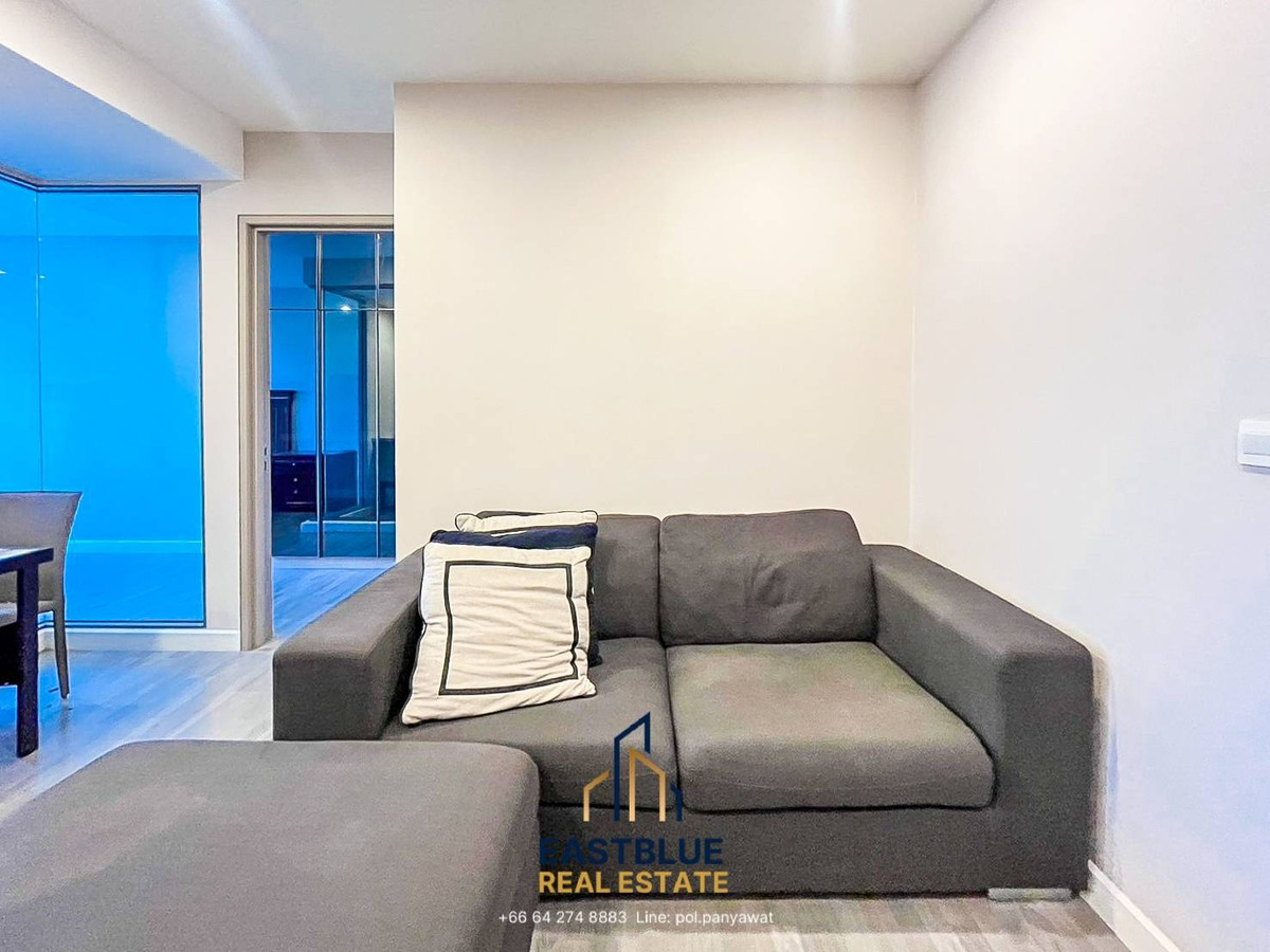 For RentCondoSiam Paragon ,Chulalongkorn,Samyan : 🔥 Dont miss it! Beautiful room, very rare! 🔥 🏙 The Room Rama 4 - Luxury condo in the heart of the city 💎 1 bedroom | 1 bathroom | 45 sq m. Rent only 27,000 baht per month Call 📞 Call: 095-926-9398 (K. Cooper)