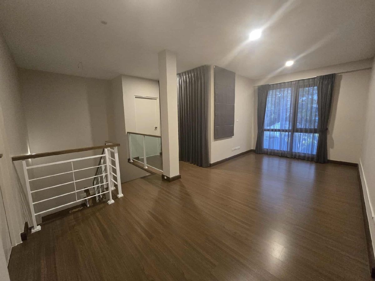 For RentHousePattanakan, Srinakarin : Rent a detached house The City The City Rama 9 - Krungthep Kreetha