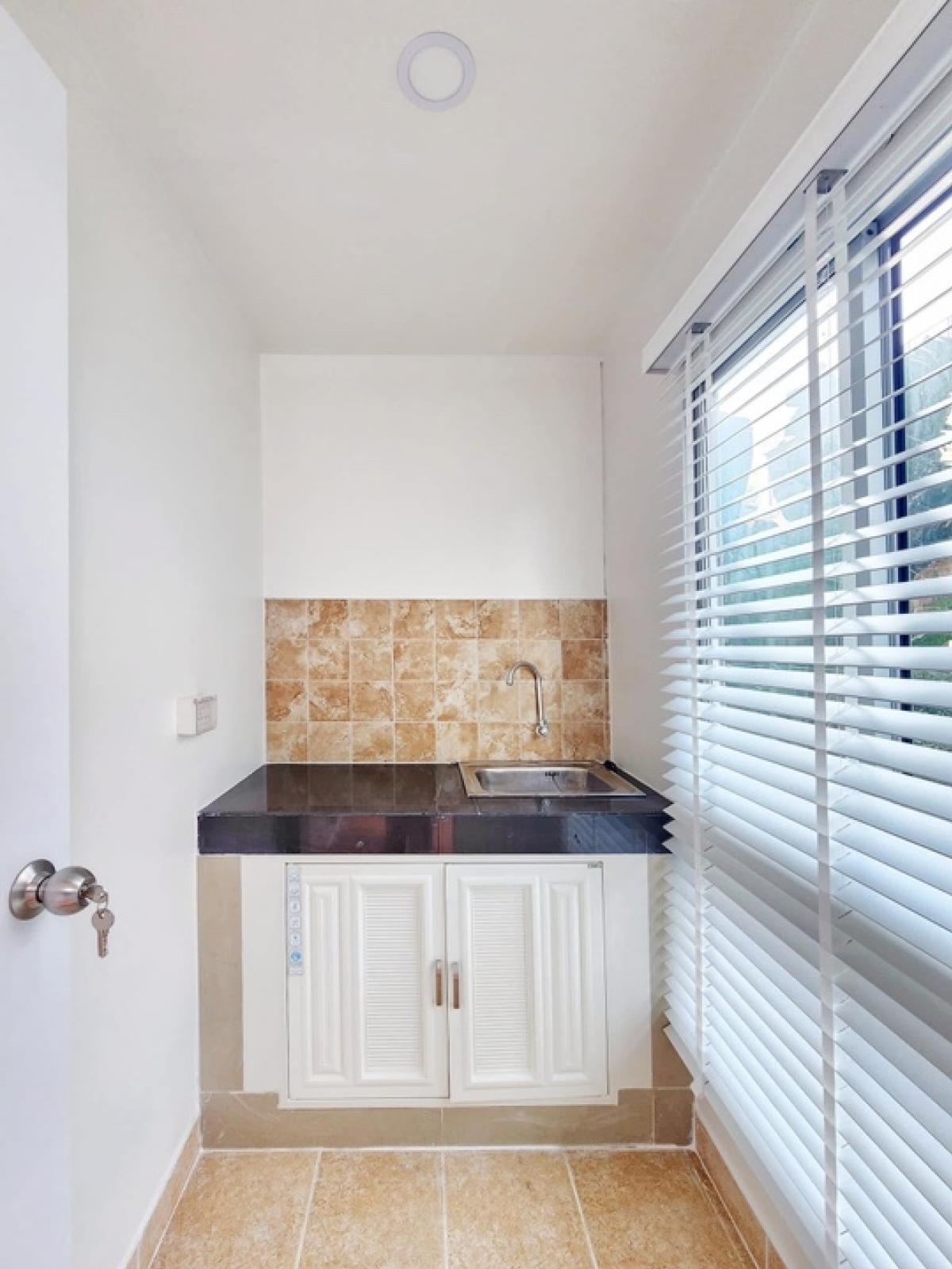 For SaleCondoBang Sue, Wong Sawang, Tao Pun : Condo installments starting at 6,000, Prachachuen area, very cool with the Regent Home 6/1 project.