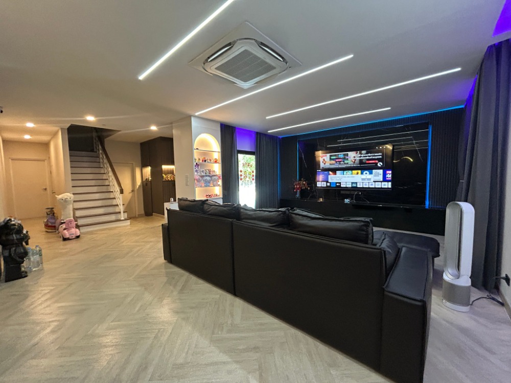 For RentHousePattanakan, Srinakarin : Rent a detached house The City The City Rama 9 - Krungthep Kreetha