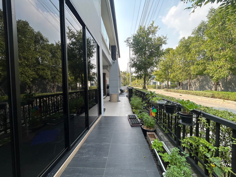 For RentHousePattanakan, Srinakarin : Rent a detached house The City The City Rama 9 - Krungthep Kreetha