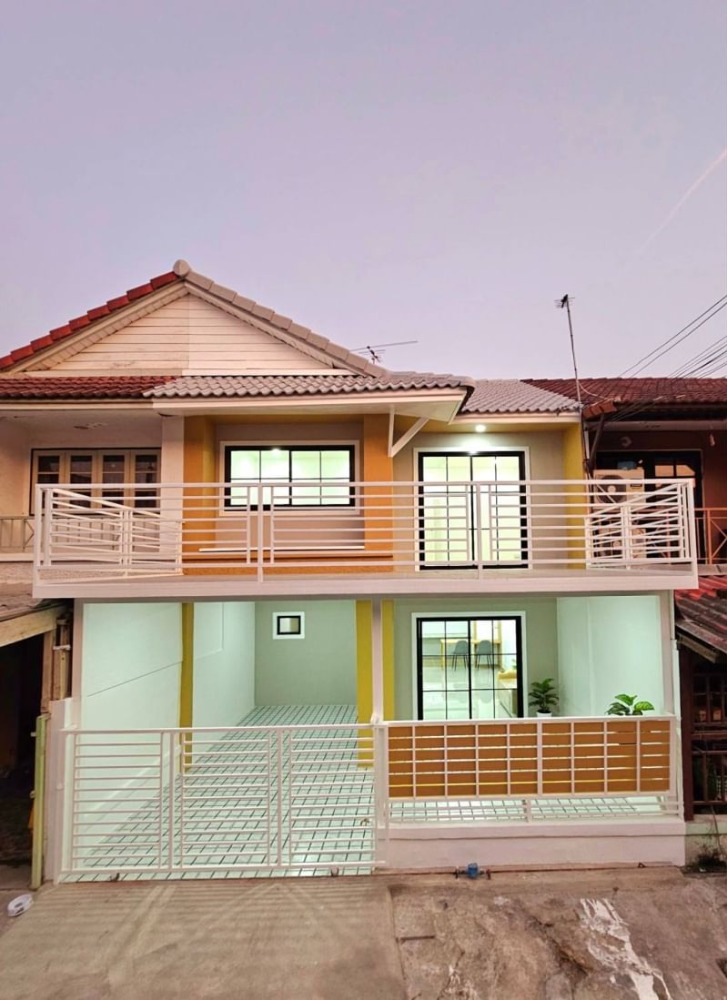 ขายทาวน์โฮมนนทบุรี บางใหญ่ บางบัวทอง : ขายทาวน์เฮ้าส์ 2ชั้น หมู่บ้านพฤกษา3 ซอยวัดลาดปลาดุก บางบัวทอง บางใหญ่ เซ็นทรัลเวสเกตุ บางคูรัด รถไฟฟ้าสายสีม่วง นนทบุรี