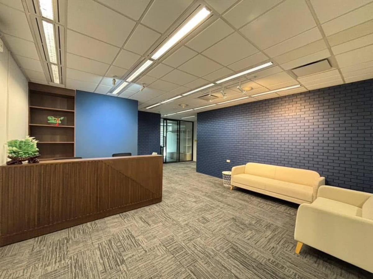 ให้เช่าสำนักงานอารีย์ อนุสาวรีย์ : ออฟฟิศ ให้เช่า พร้อมเฟอร์นิเจอร์ ย่าน อารีย์ - พระราม 6, ใกล้ BTS และ MRT สวย ครบ จบ พร้อมใช้งานต้องที่นี้ !