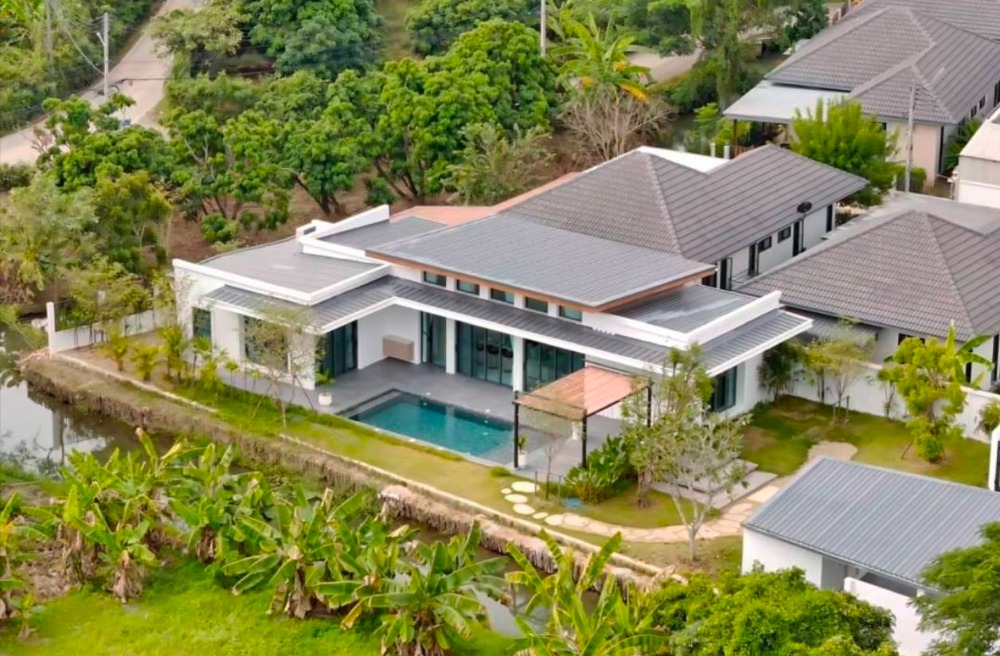 For SaleChiang Mai : Luxury Riverside Pool Villa. Modern Pool Villa, Brand-New Home in Nong Phueng - Saraphi.