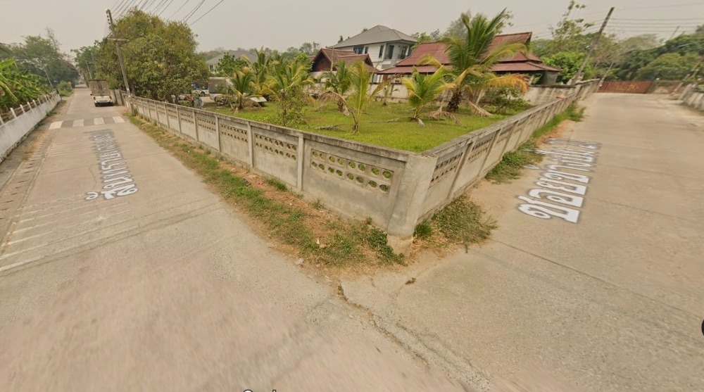 For SaleLandChiang Mai : Beautiful plot of land for 1 rai, San Sai Luang, Soi 6, width*about 64*25 meters long, near Sansai District Office , San Sai Luang Temple