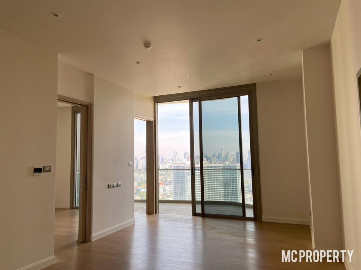 ขายคอนโดวงเวียนใหญ่ เจริญนคร : Magnolias Waterfront 1 bed 79sqm rare unit for sale only 26.5 please contact 0816878954