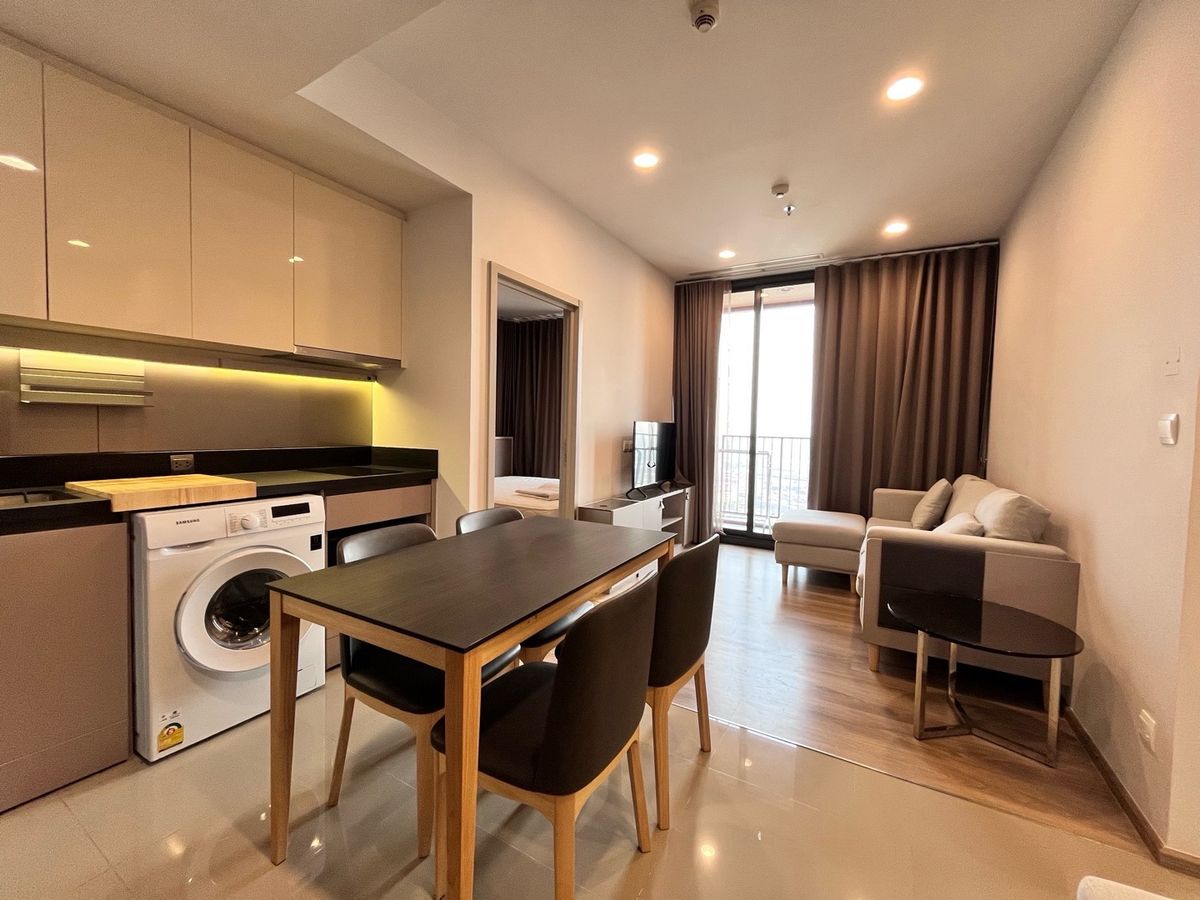 For RentCondoSukhumvit, Asoke, Thonglor : 🔥Very beautiful OKA Haus 2 bedroom, 2 bathroom, large room, very hot condo, corner room, rent out very quickly🔥