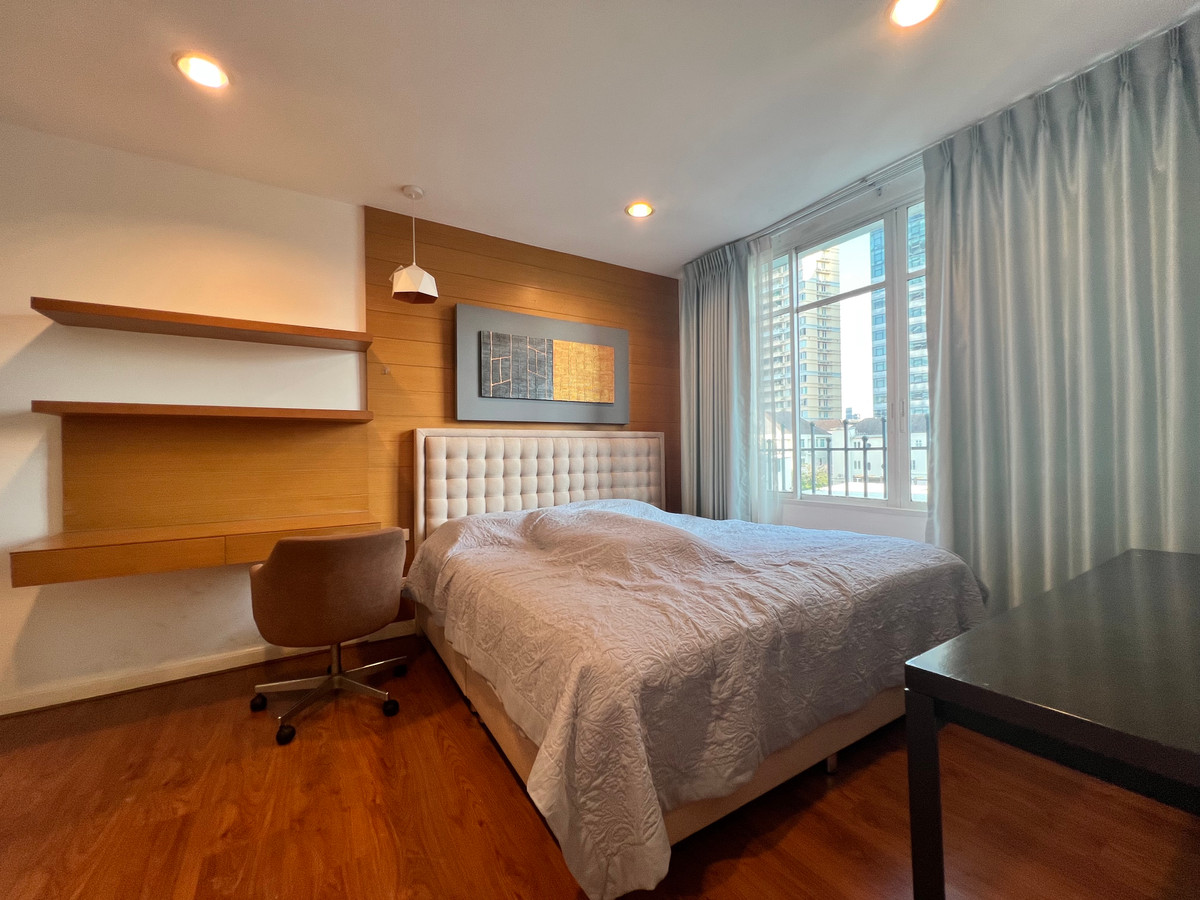 ให้เช่าทาวน์โฮมสุขุมวิท อโศก ทองหล่อ : ให้เช่า ทาวน์โฮม บ้านกลางกรุง ทองหล่อ ตรงข้าม J-Avenue เพียง 5 นาที ถึง BTS ทองหล่อ