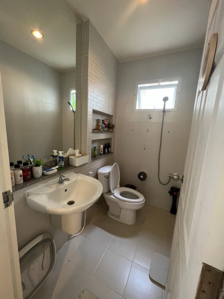 For SaleHouseNawamin, Ramindra : Detached house, newly updated 4 bedrooms, 4 water, special price !!