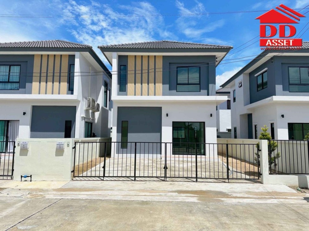 For RentHousePathum Thani,Rangsit, Thammasat : Rent a detached house, CPN, Lam Luk Ka CPN, Lam Luk Ka Ring Ring (Ban Mai never rented) Code: H8156