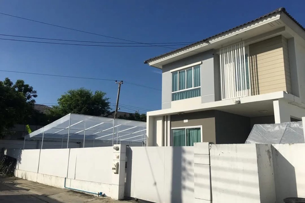 For SaleTownhomeSamut Prakan,Samrong : 2 storey detached house for sale, 9 minutes to Makro Phraeksa