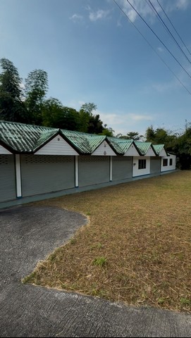 For SaleShop HouseChiang Mai : Building for Sale Doi Saket Chiang Mai  6 Units Riverside Property 108sq.wah