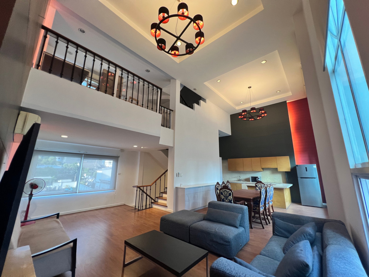 ให้เช่าทาวน์โฮมสุขุมวิท อโศก ทองหล่อ : ให้เช่า ทาวน์โฮม บ้านกลางกรุง ทองหล่อ ตรงข้าม J-Avenue เพียง 5 นาที ถึง BTS ทองหล่อ