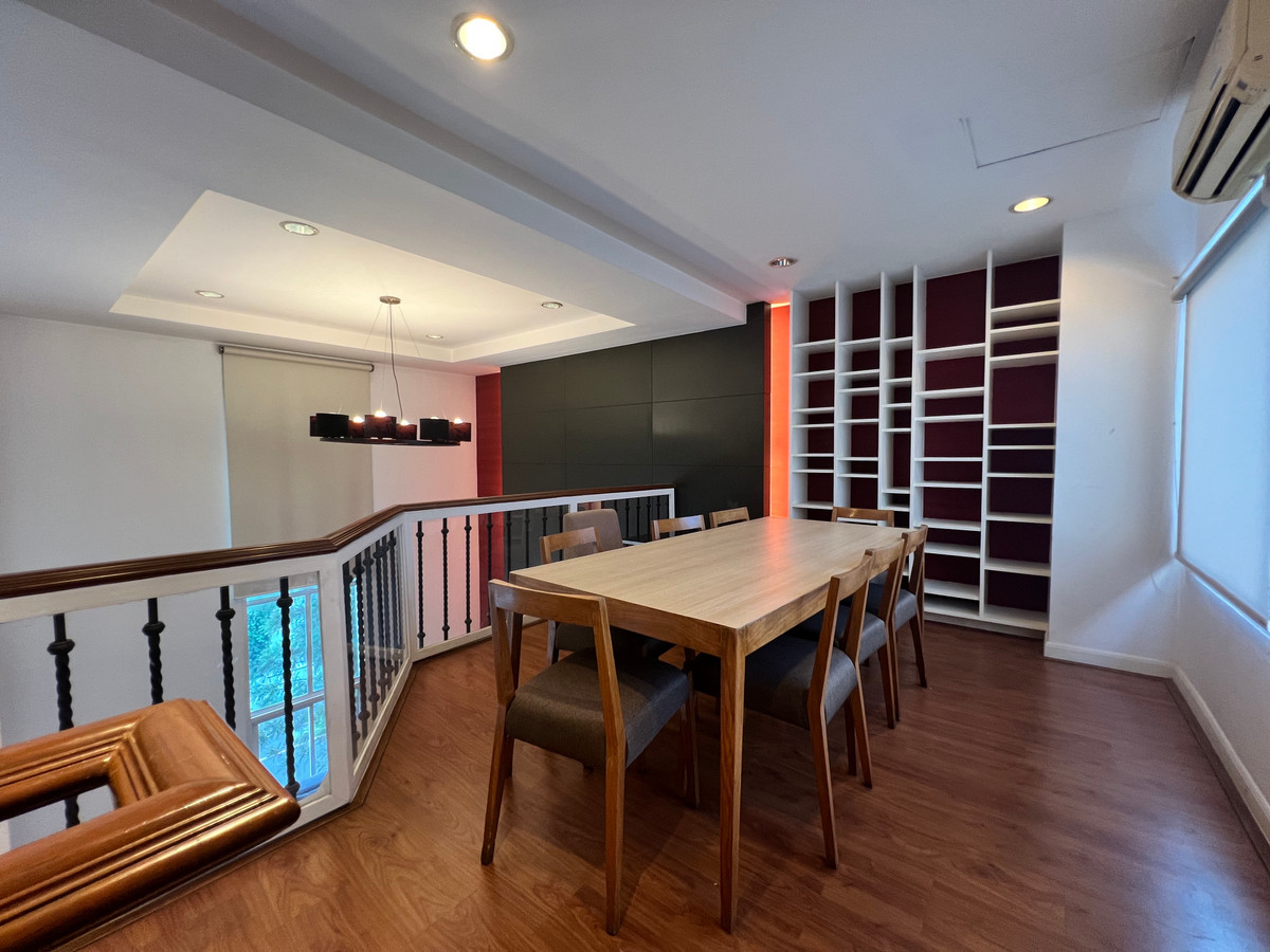 ให้เช่าทาวน์โฮมสุขุมวิท อโศก ทองหล่อ : ให้เช่า ทาวน์โฮม บ้านกลางกรุง ทองหล่อ ตรงข้าม J-Avenue เพียง 5 นาที ถึง BTS ทองหล่อ