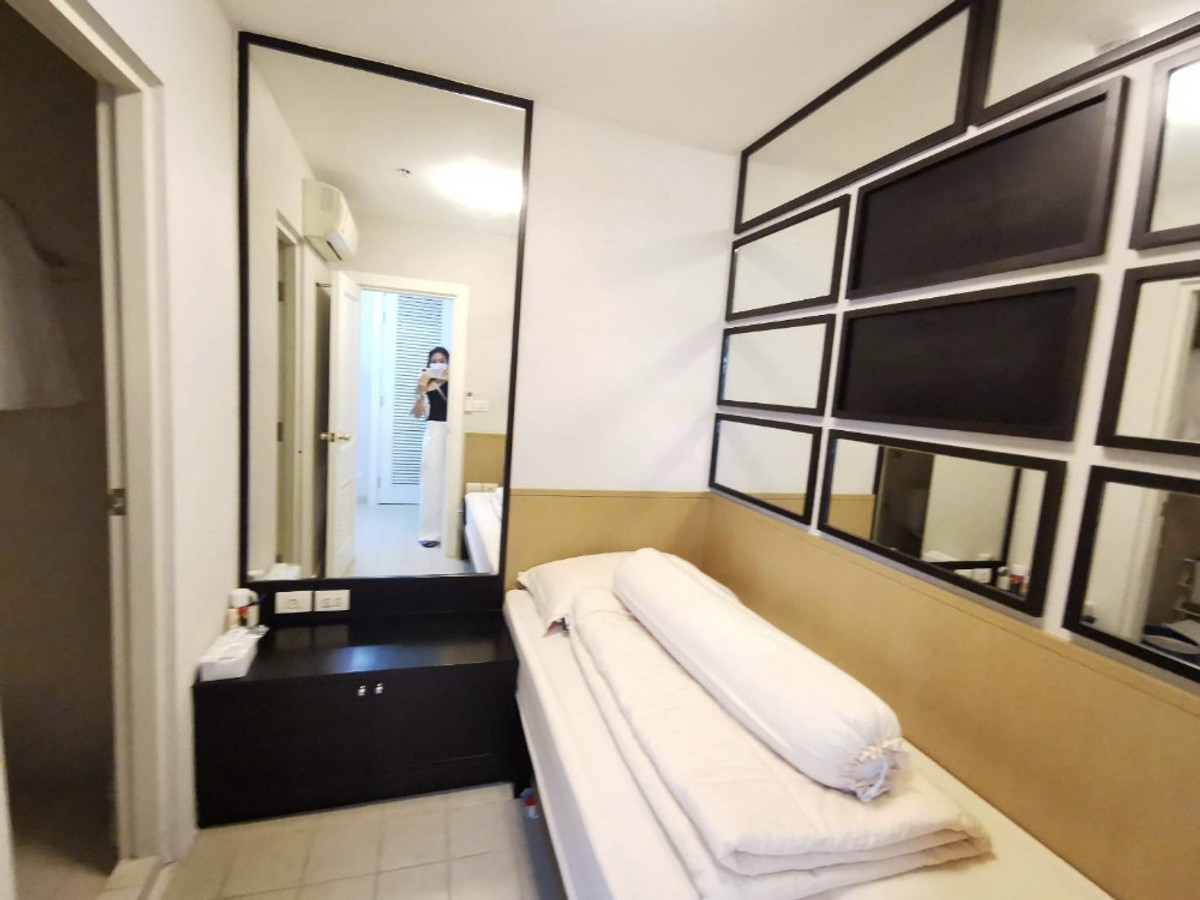 ให้เช่าคอนโดวิทยุ ชิดลม หลังสวน : Athenee Residence: 2bed 2bath+ maid 132.38sqm. 120,000/mth Am: 0849429988