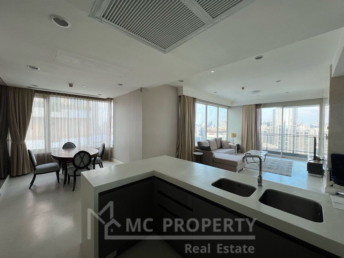 ให้เช่าคอนโดวิทยุ ชิดลม หลังสวน : Q Langsuan 2 bedroom 137sqm super rare unit nice view 30fl+++ for rent only 100,000 please contact 0816878954