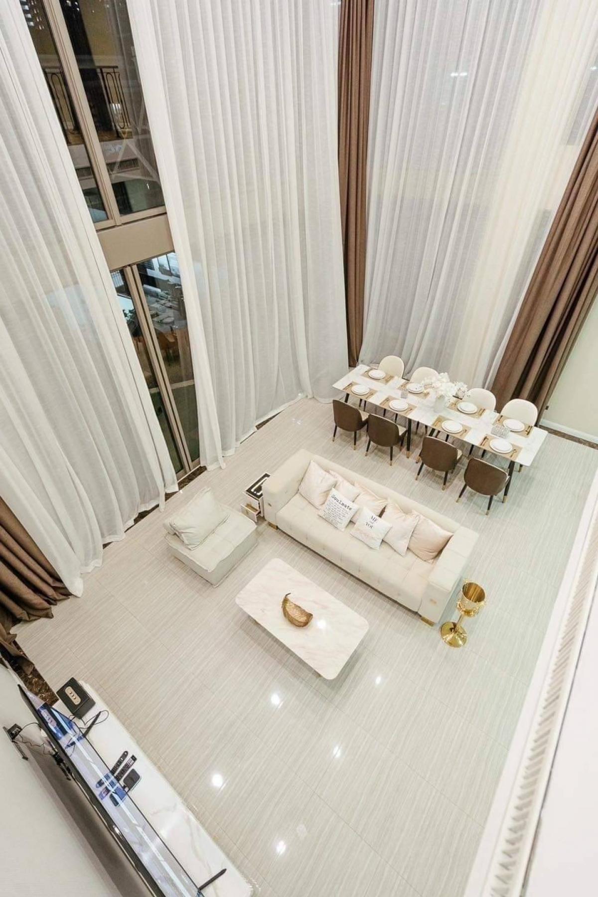 ให้เช่าสุขุมวิท อโศก ทองหล่อ : ⛳️ For rent, luxury townhouse, 6-storey pool villa, single house style, fully furnished