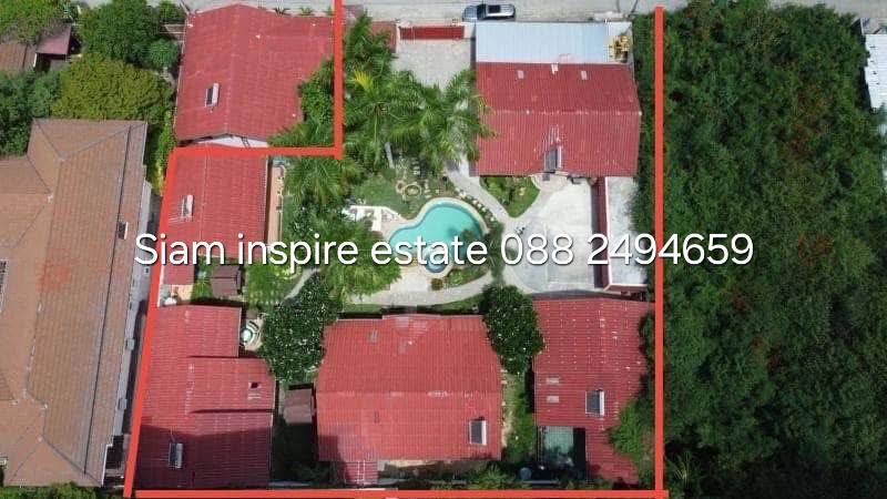 For SaleLandPattaya, Bangsaen, Chonburi : Beautiful land for sale with 5 houses Located Pratumnak hill Soi 4 close to golf course  Pattaya , Chonburi  - land size 300 sqw. - Selling with tenant