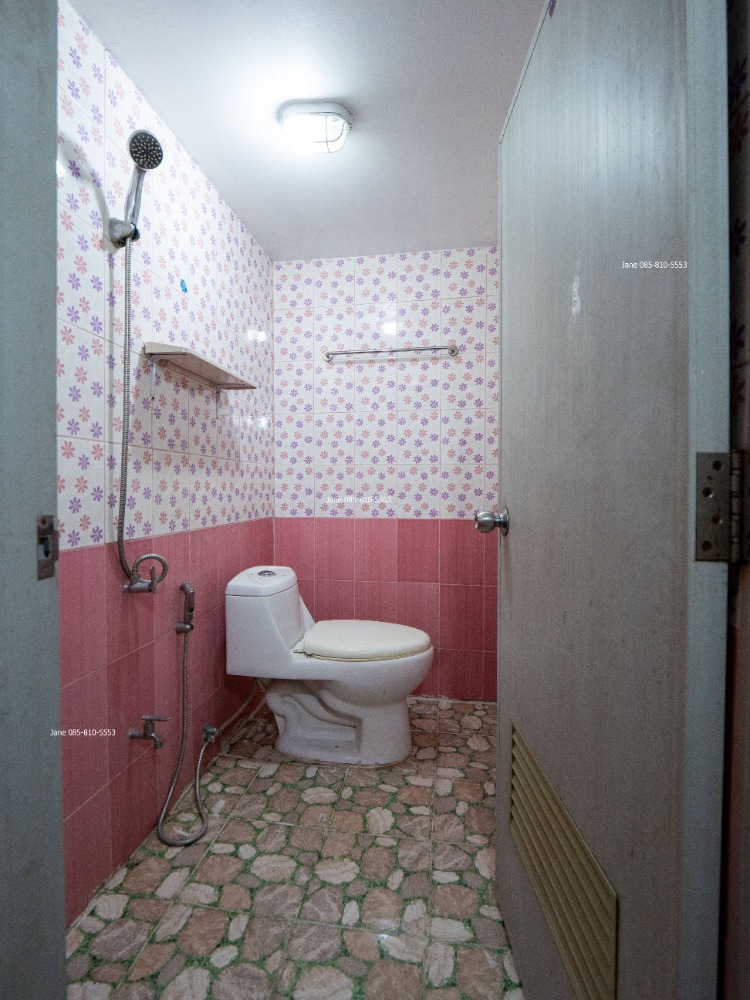 For SaleHotel&Apartment BusinessSaraburi : Apartment for sale in the dormitory to invest very well, near the front of Tha Luang Technical College, Ban Krua Subdistrict, Mor Mor District, Saraburi