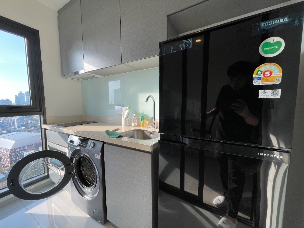 ขายคอนโดสุขุมวิท อโศก ทองหล่อ : New Room!! ขายห้อง 1 นอน 1 น้ำ 34 ตร.ม ไม่เคยมีคนอยู่ ชั้นสูง วิวสวย ราคาดีมาก!