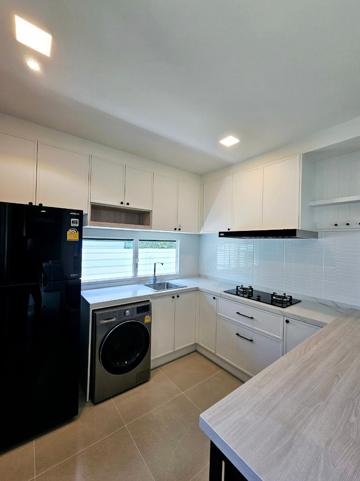 For RentHouseBangna, Bearing, Lasalle : K-6214 Urgent rent! Chaiyapruek Bangna, Km. 15, near Mega Bangna behind the corner