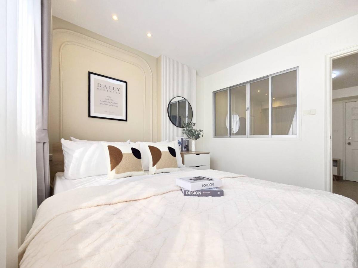 For SaleCondoLadprao101, Happy Land, The Mall Bang Kapi : 😲 Looking for a condo at All functions Big room feel Barrier is comfortable, not uncomfortable, good location, the front building does not have to walk far!  Must be here! 🏡 Lumpini Center Nawamin